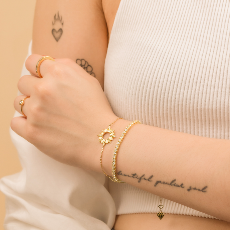 Shop Dainty Pink Sapphire 18K Gold Bracelet for Women | Gehna